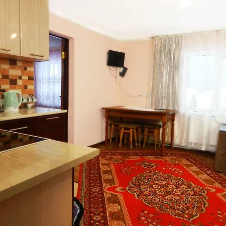 Svitanok * Lopushnoye